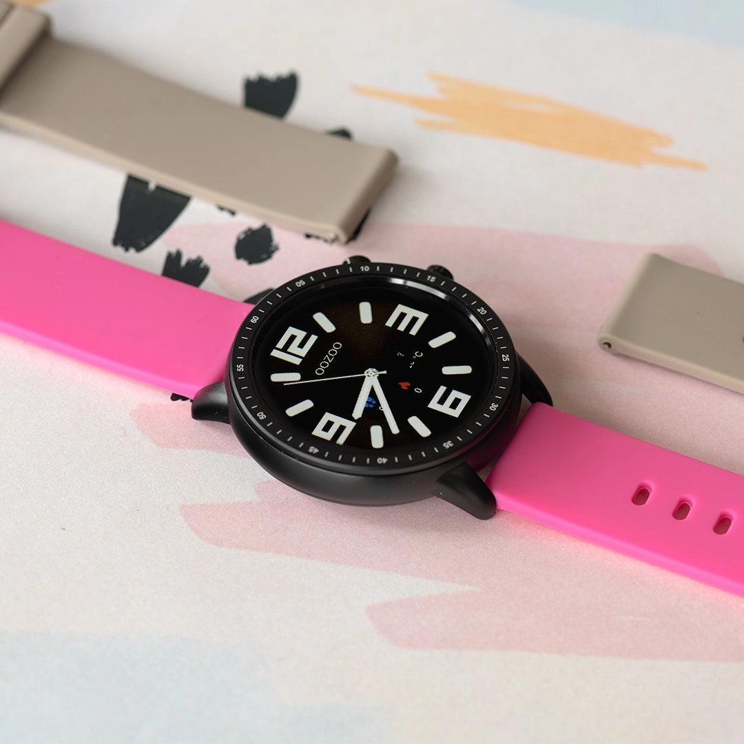 Black OOZOO smartwatch with raspberry pink rubber strap - Q00331