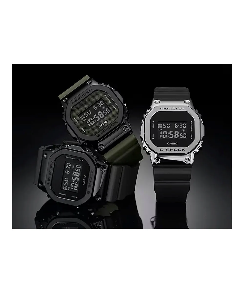 CASIO GM-5600-1DR