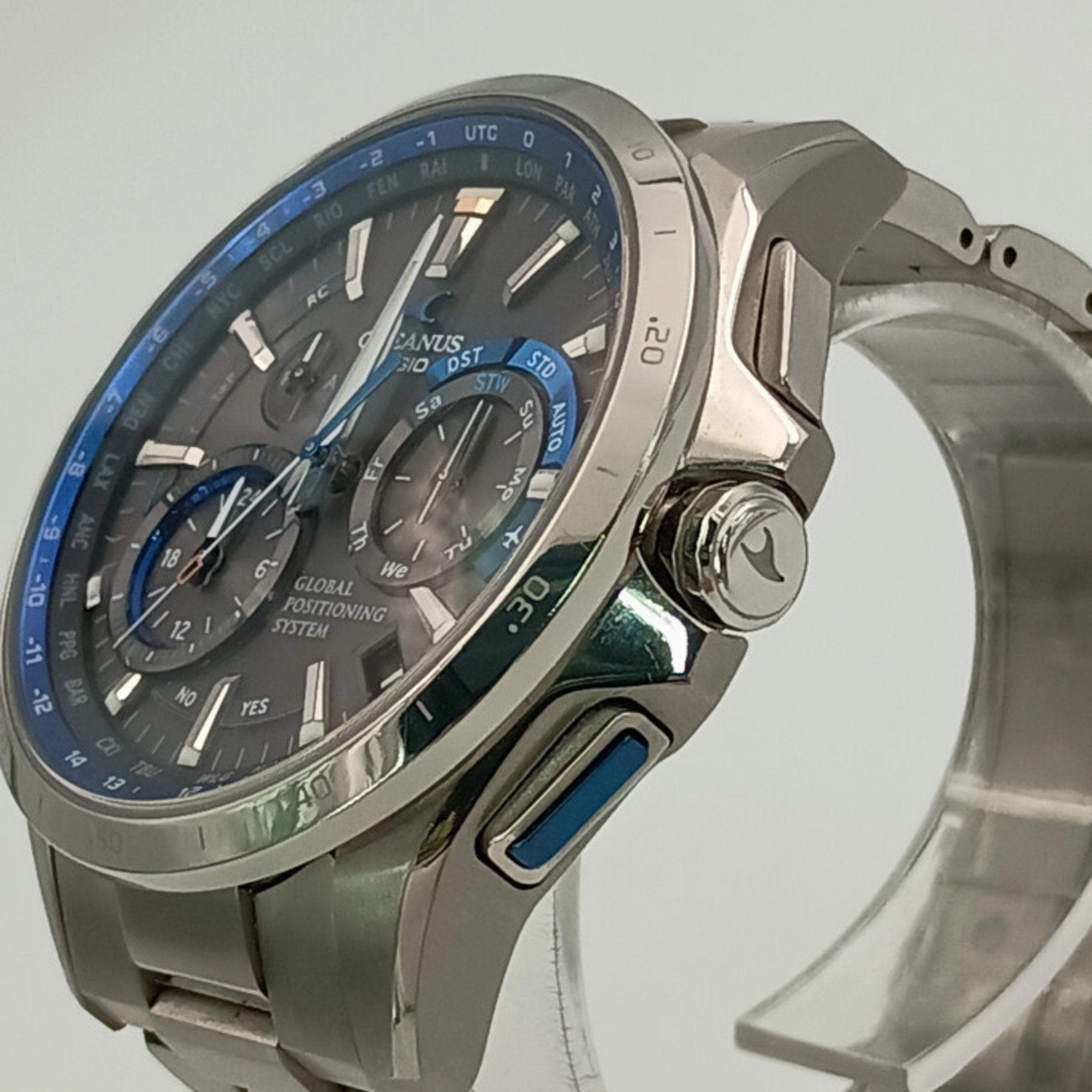 Casio Titanium Wristwatch (Pre-Owned)