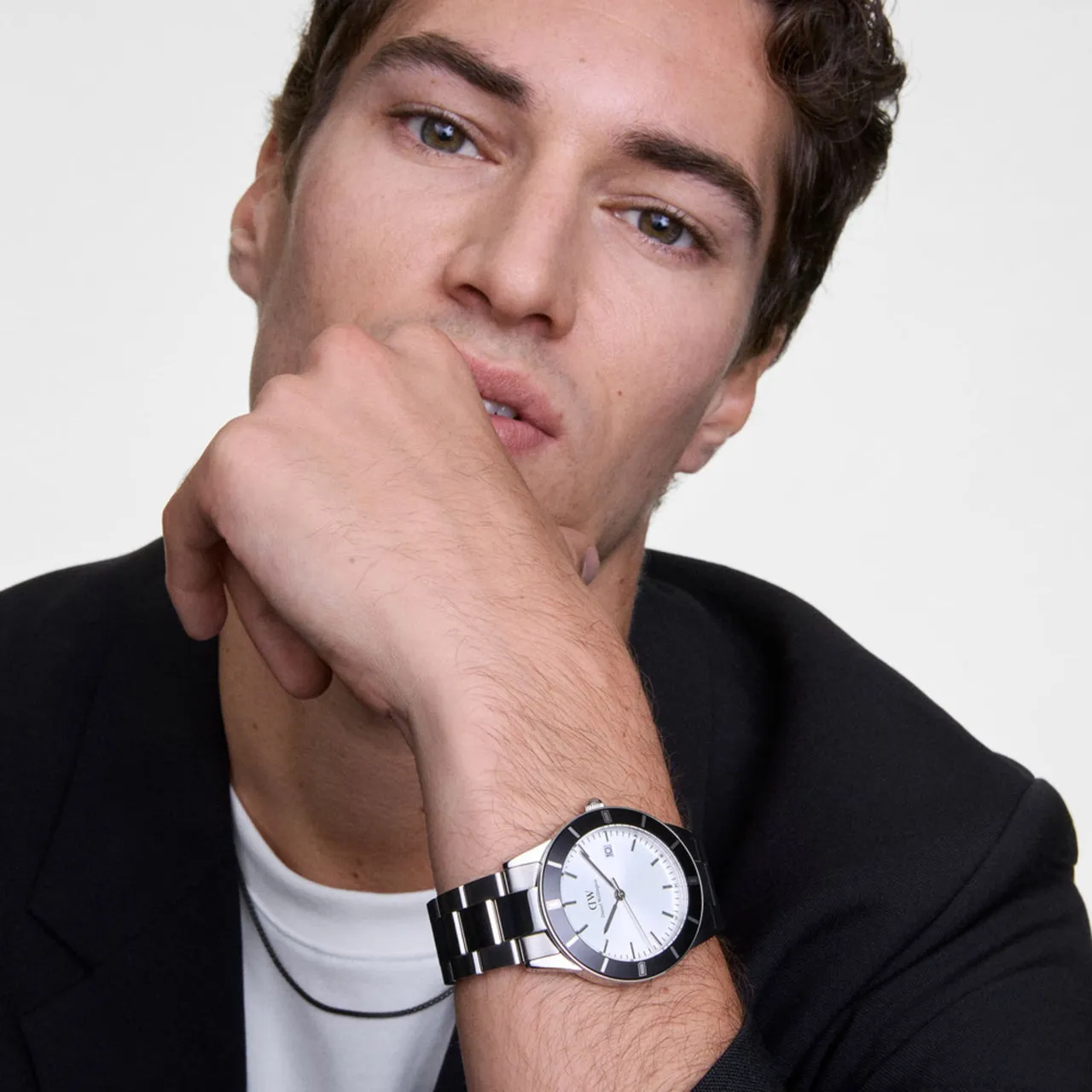 Daniel Wellington Iconic Paradigma Link Black Bezel White Dial Watch DW00100819