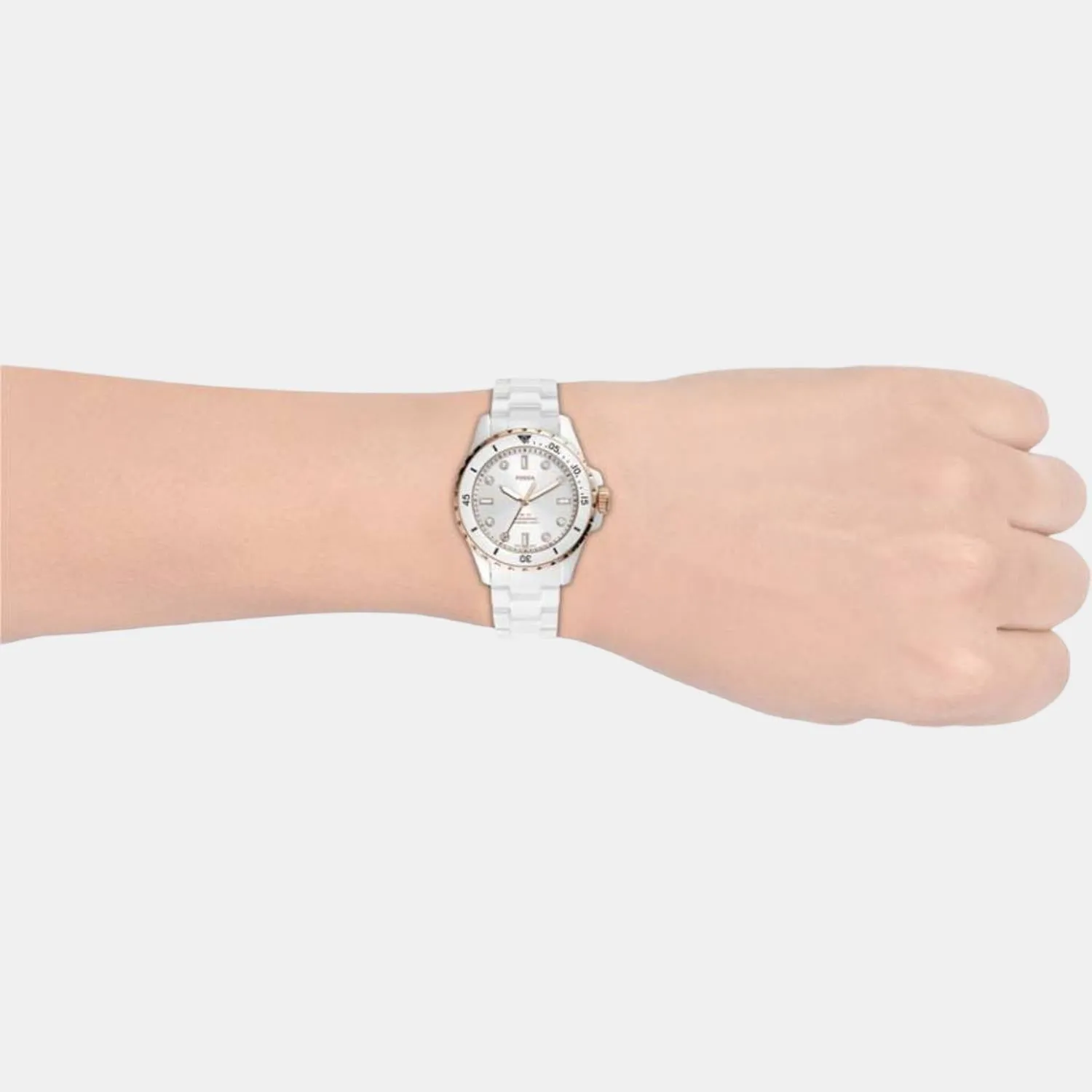 FB-01 Women Quartz White Dial Analog Ceramic Watch CE1107