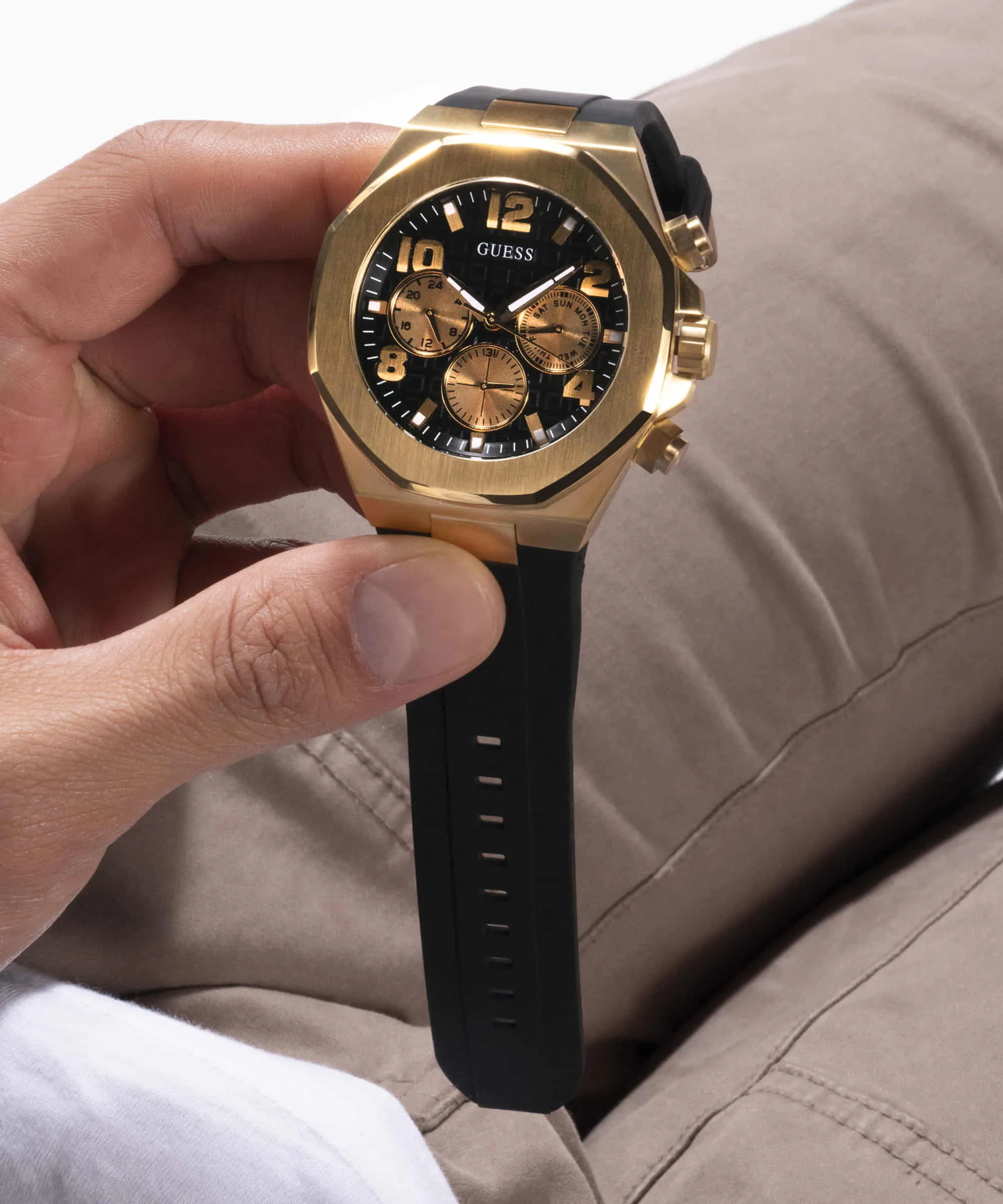 Guess Empire Black Dial Rubber Strap Watch GW0583G2