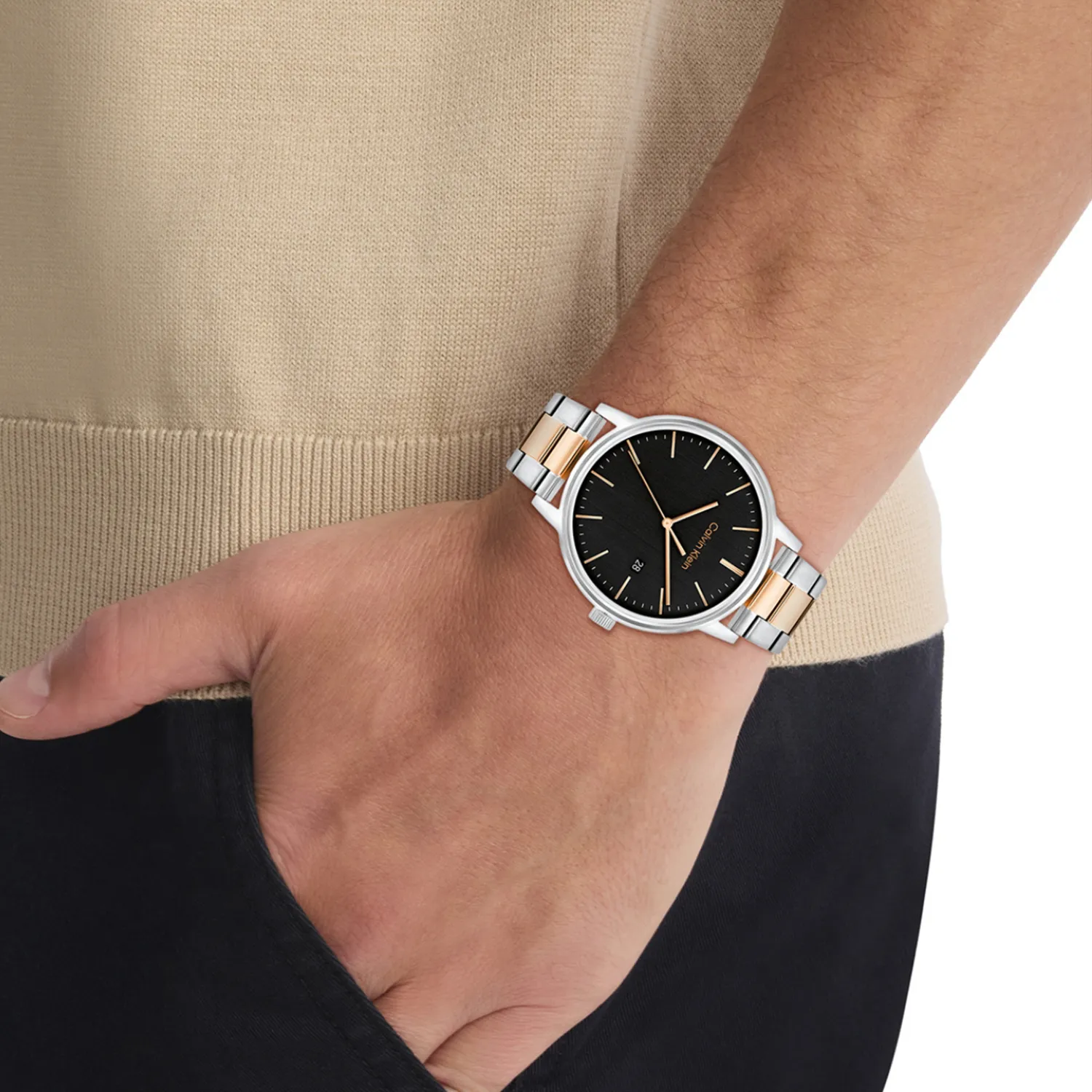 Men Quartz Black Dial Analog Stainless Steel Watch 25200479
