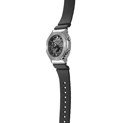 Metallic CasiOak G-Shock Watch GM2100-1A with Octagonal Design and Stainless Steel Bezel