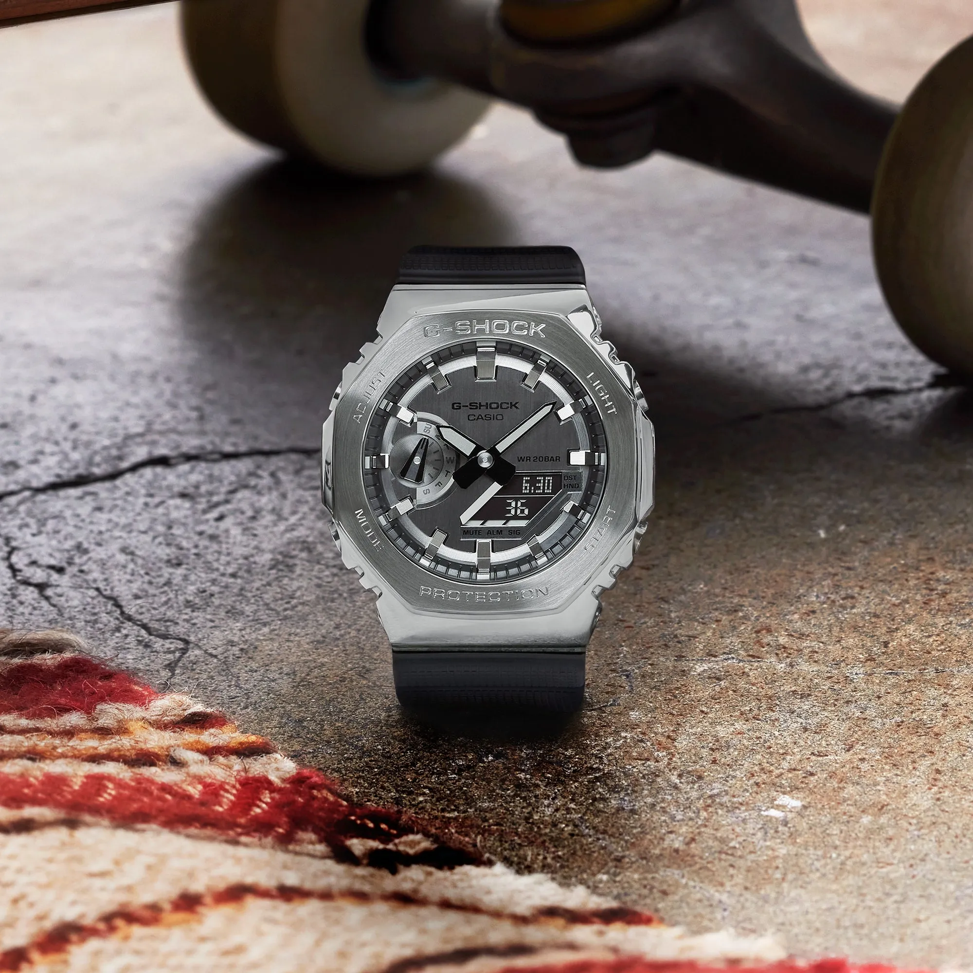 Metallic CasiOak G-Shock Watch GM2100-1A with Octagonal Design and Stainless Steel Bezel
