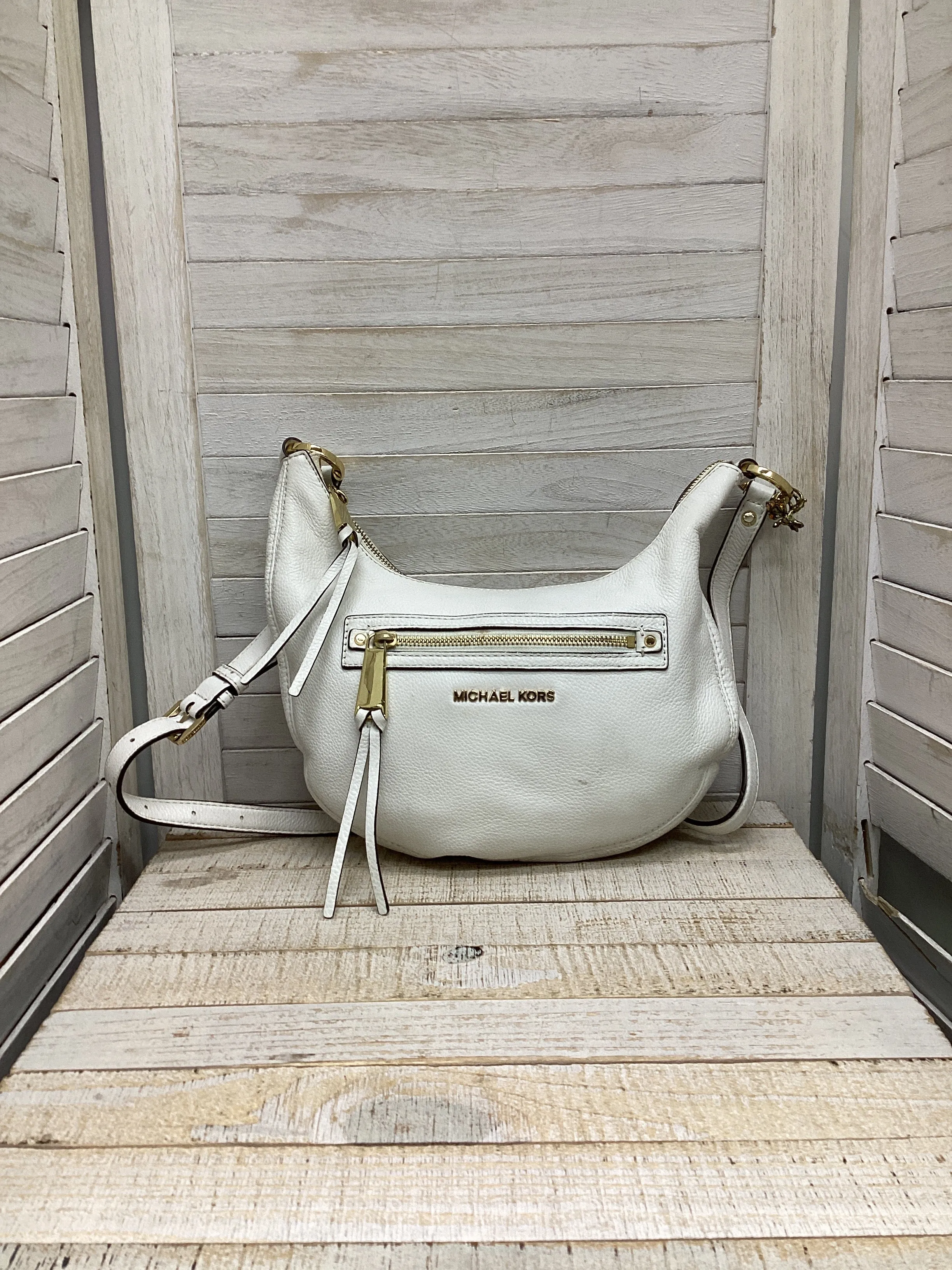 Michael Kors Bags Crossbody Designer By Michael Kors, Size: Medium