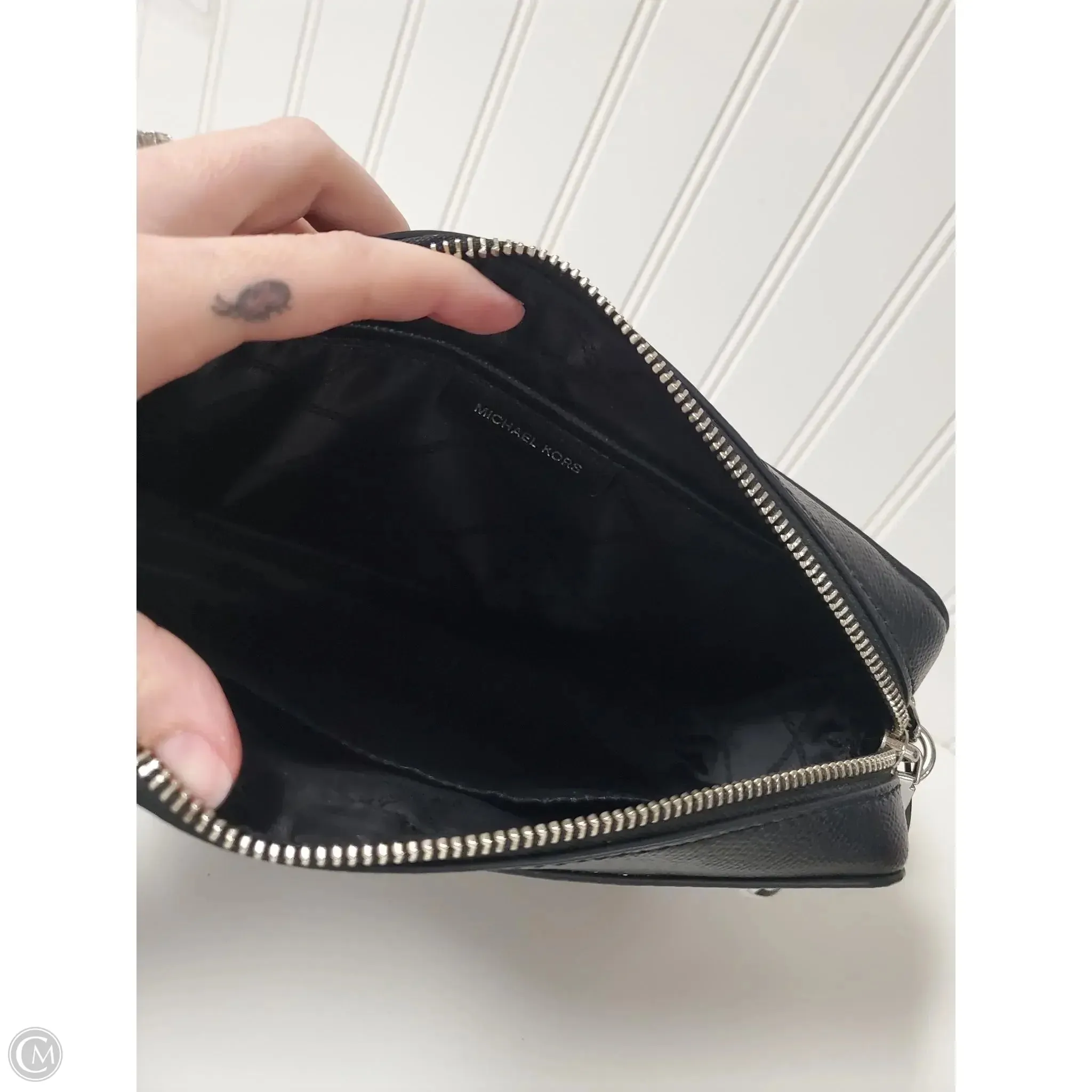 Michael Kors Bags Crossbody Designer By Michael Kors, Size: Medium