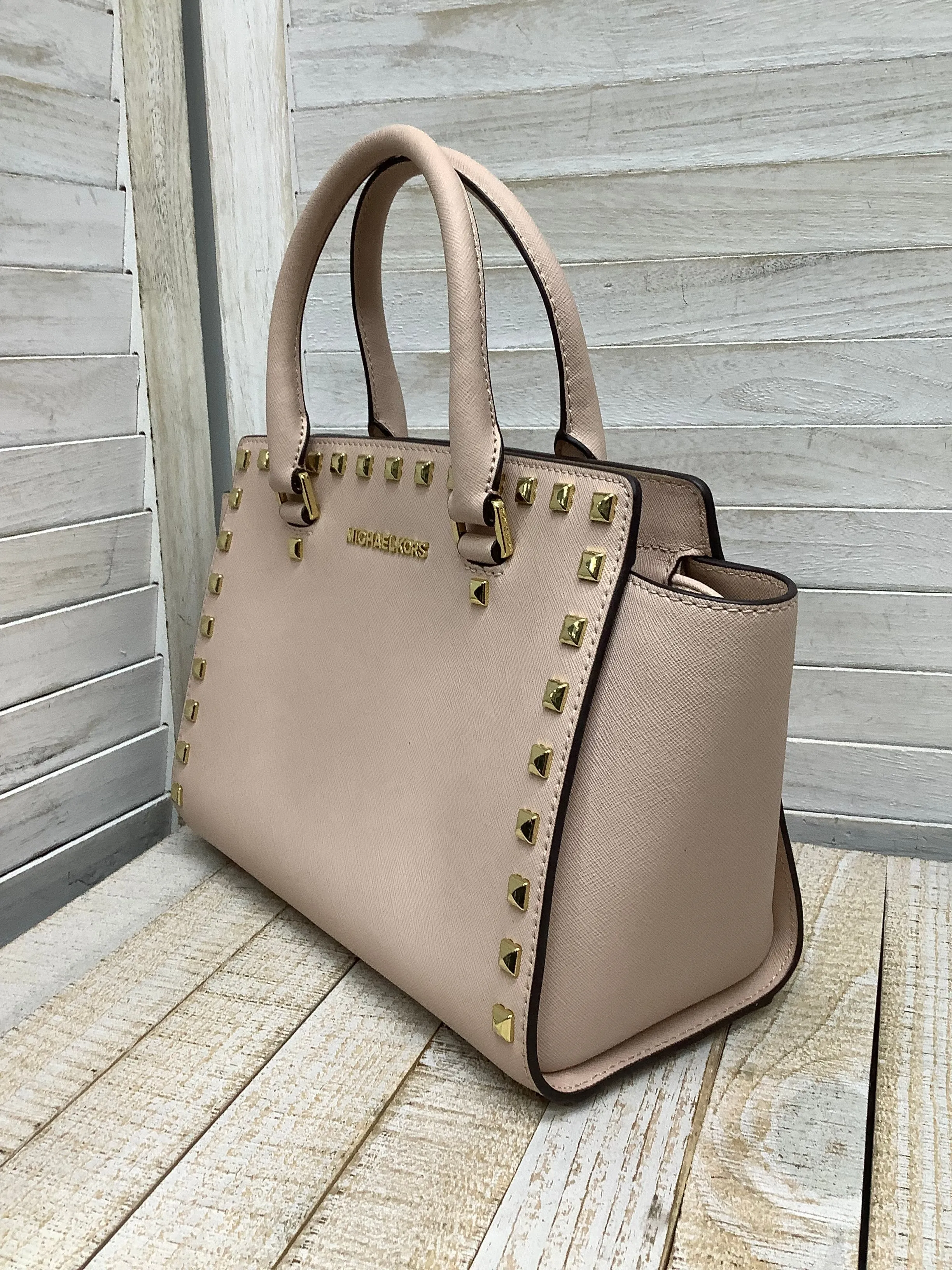 Michael Kors Bags Crossbody Designer By Michael Kors, Size: Medium