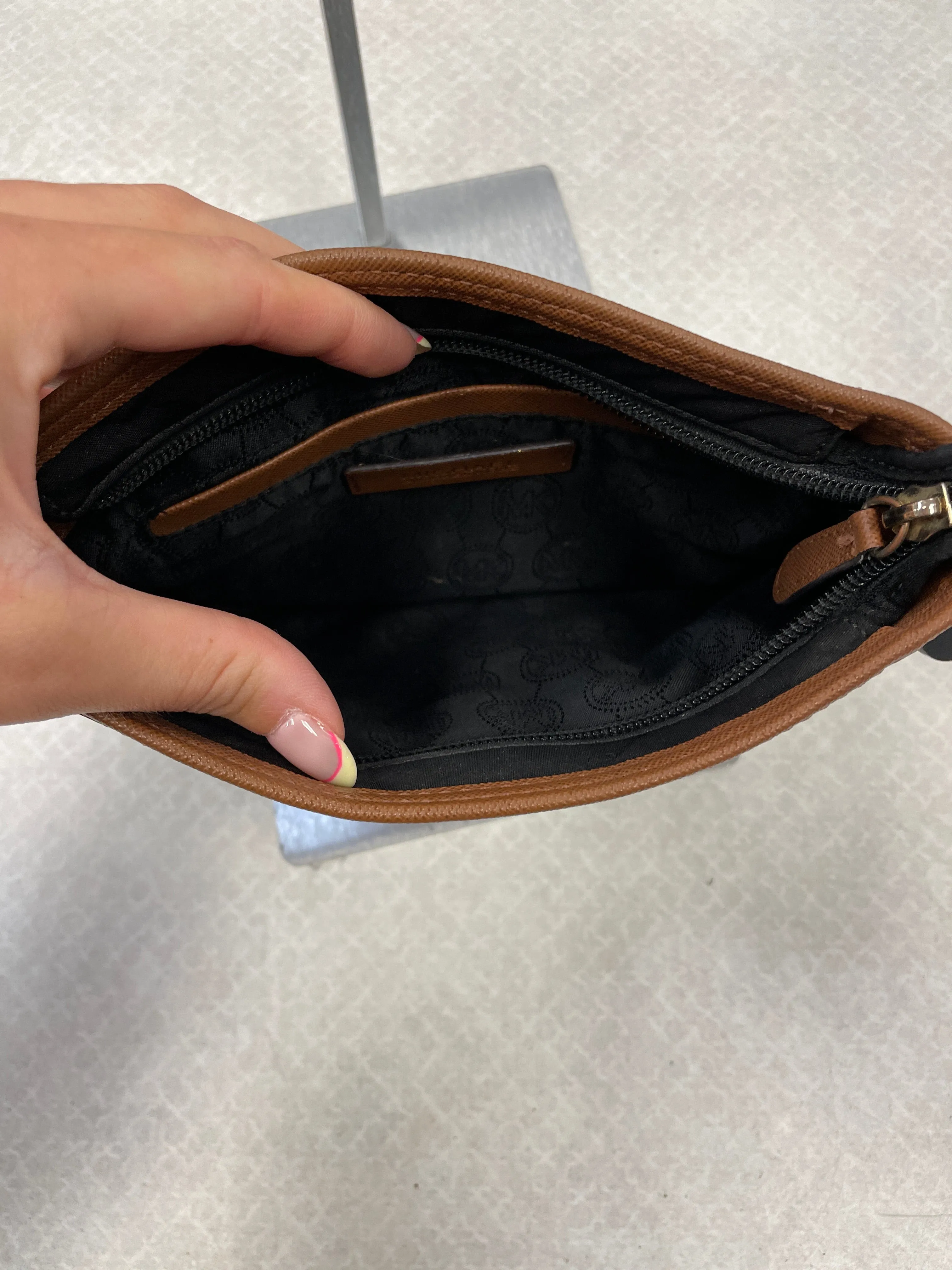 Michael Kors Bags Crossbody Designer Michael Kors, Size Medium