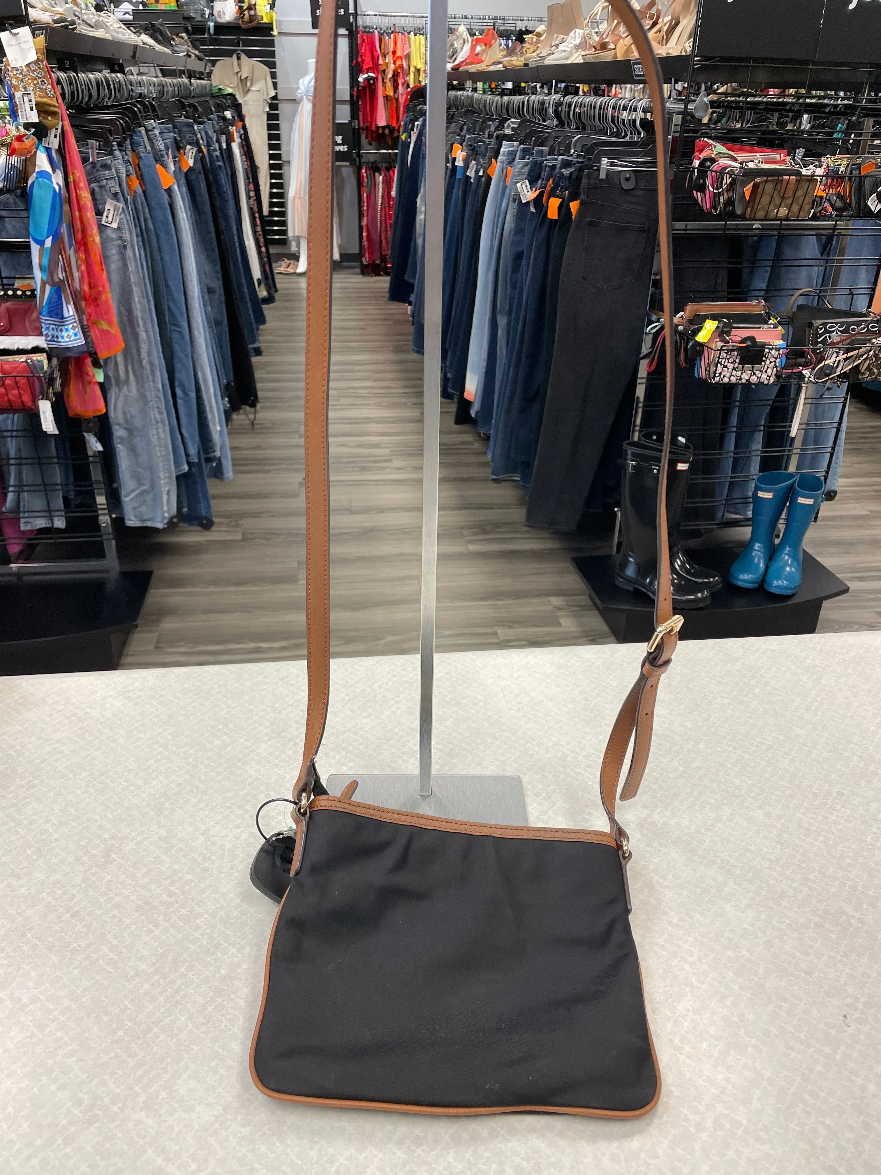 Michael Kors Bags Crossbody Designer Michael Kors, Size Medium
