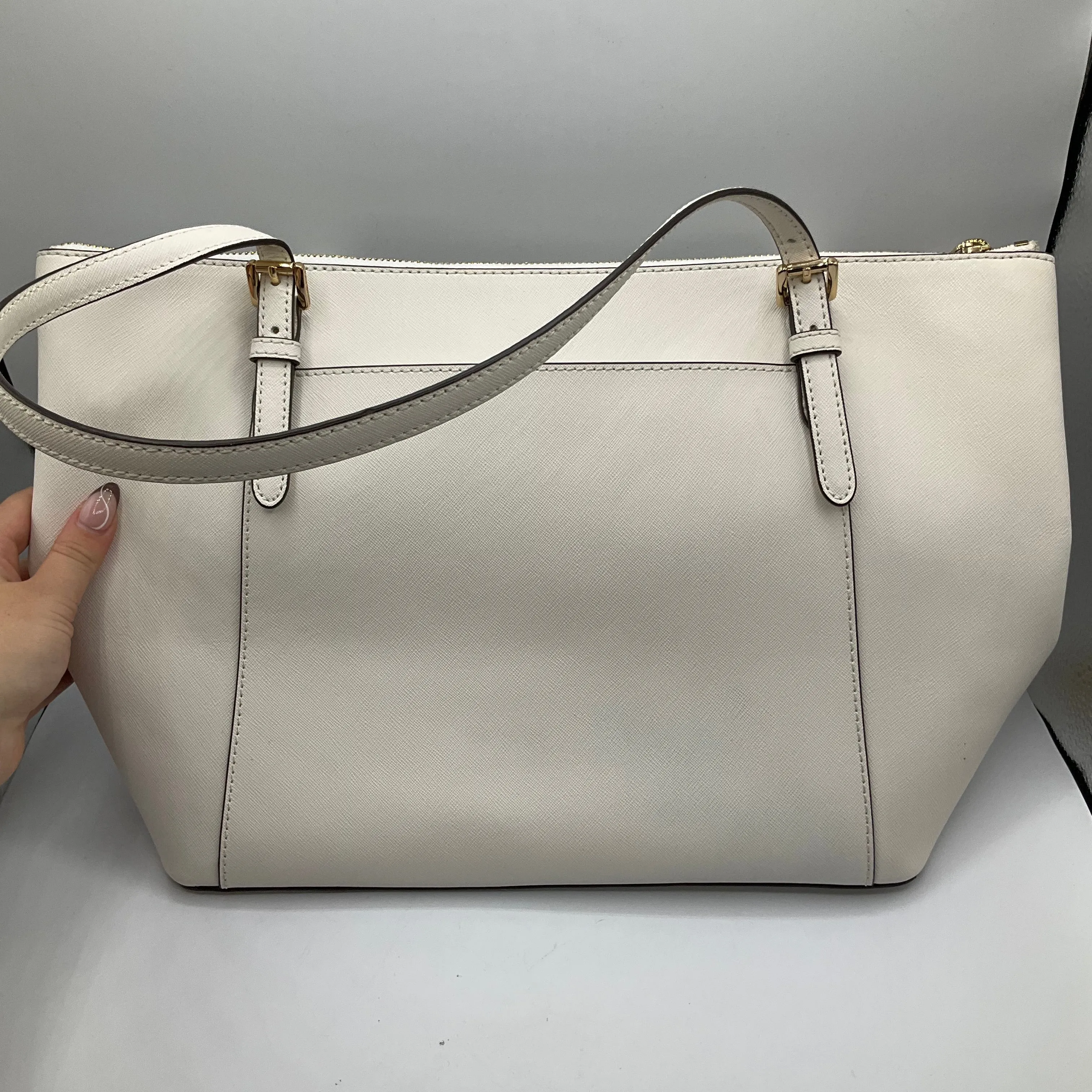 Michael Kors Bags Handbag Designer By Michael Kors, Size: Medium