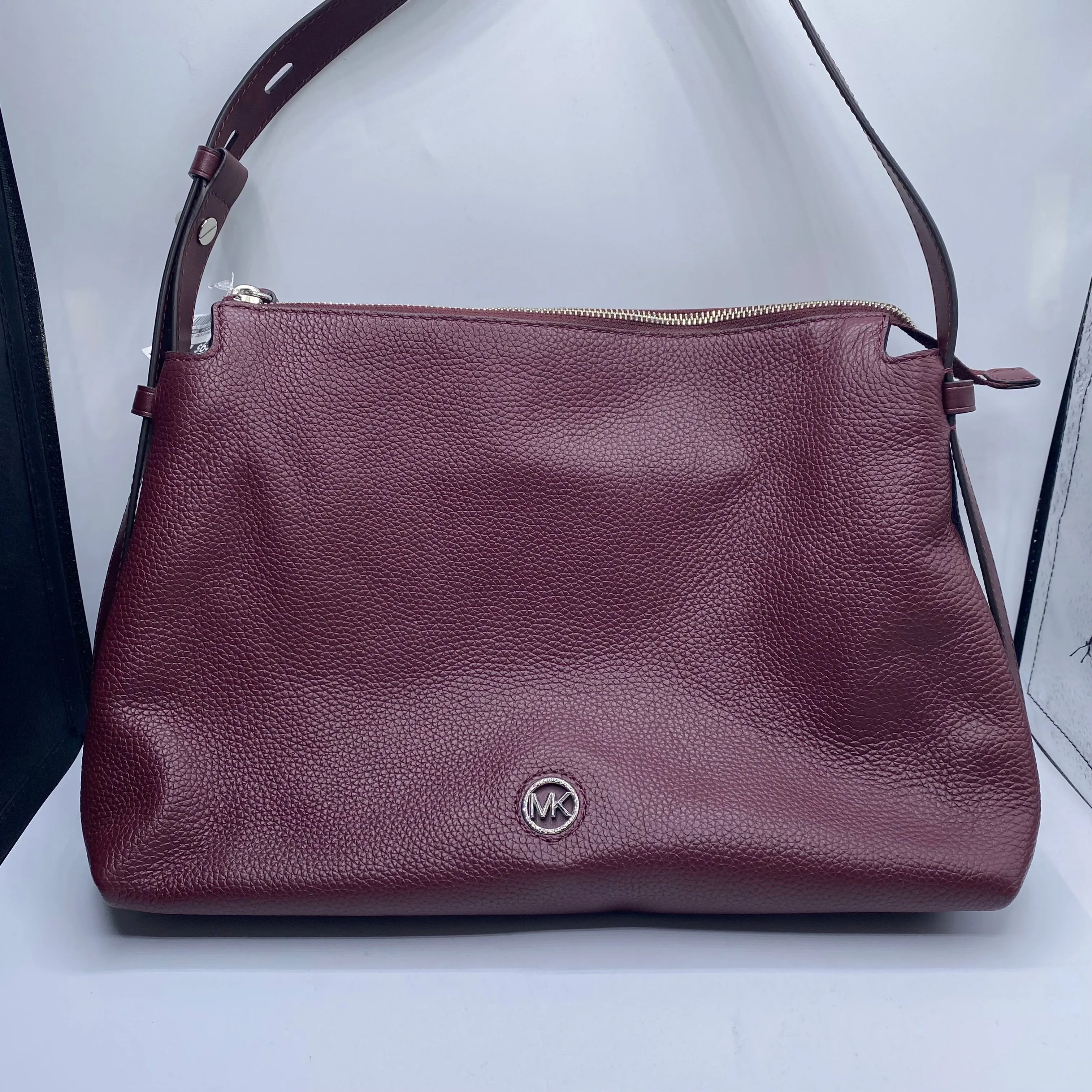 Michael Kors Bags Handbag Designer By Michael Kors, Size: Medium