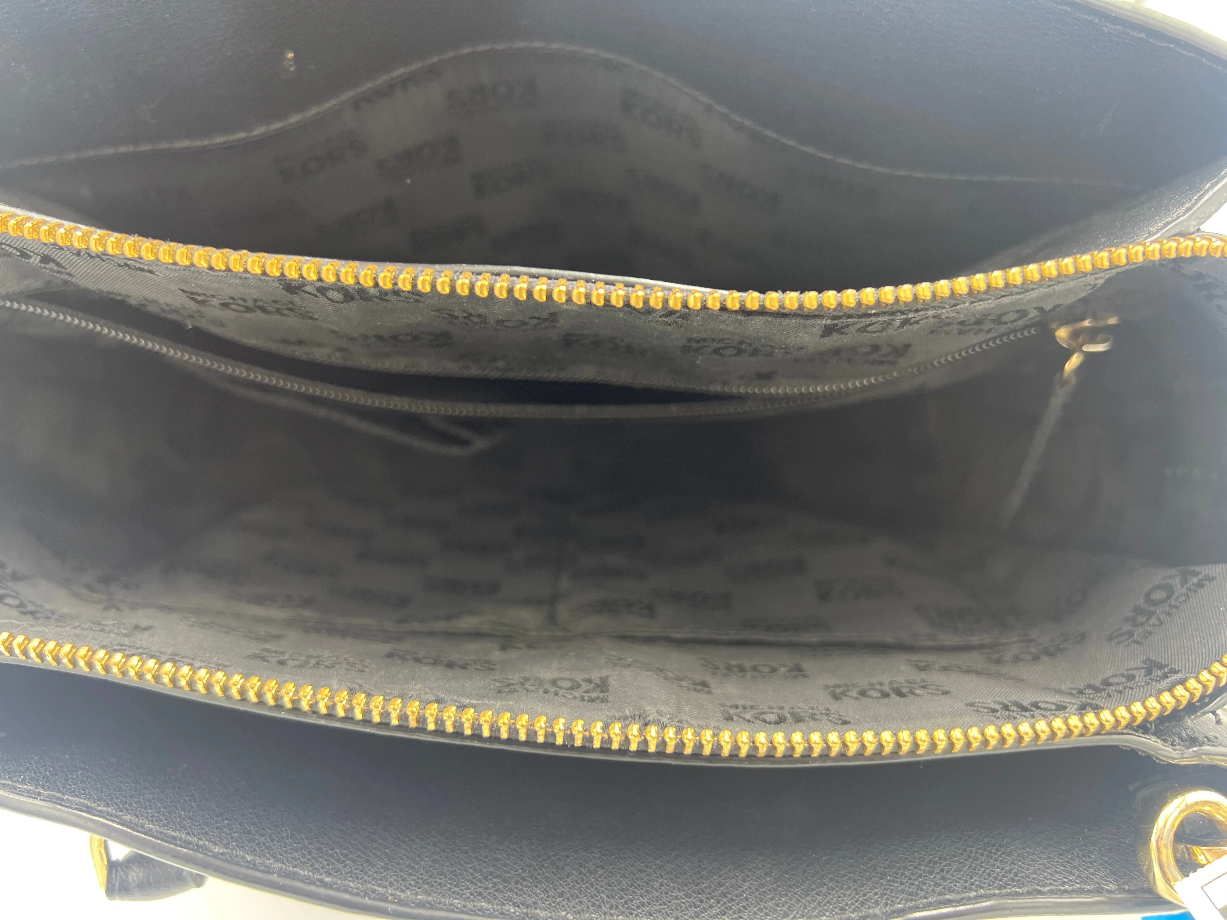 Michael Kors Bags Like New! Handbag Designer By Michael Kors