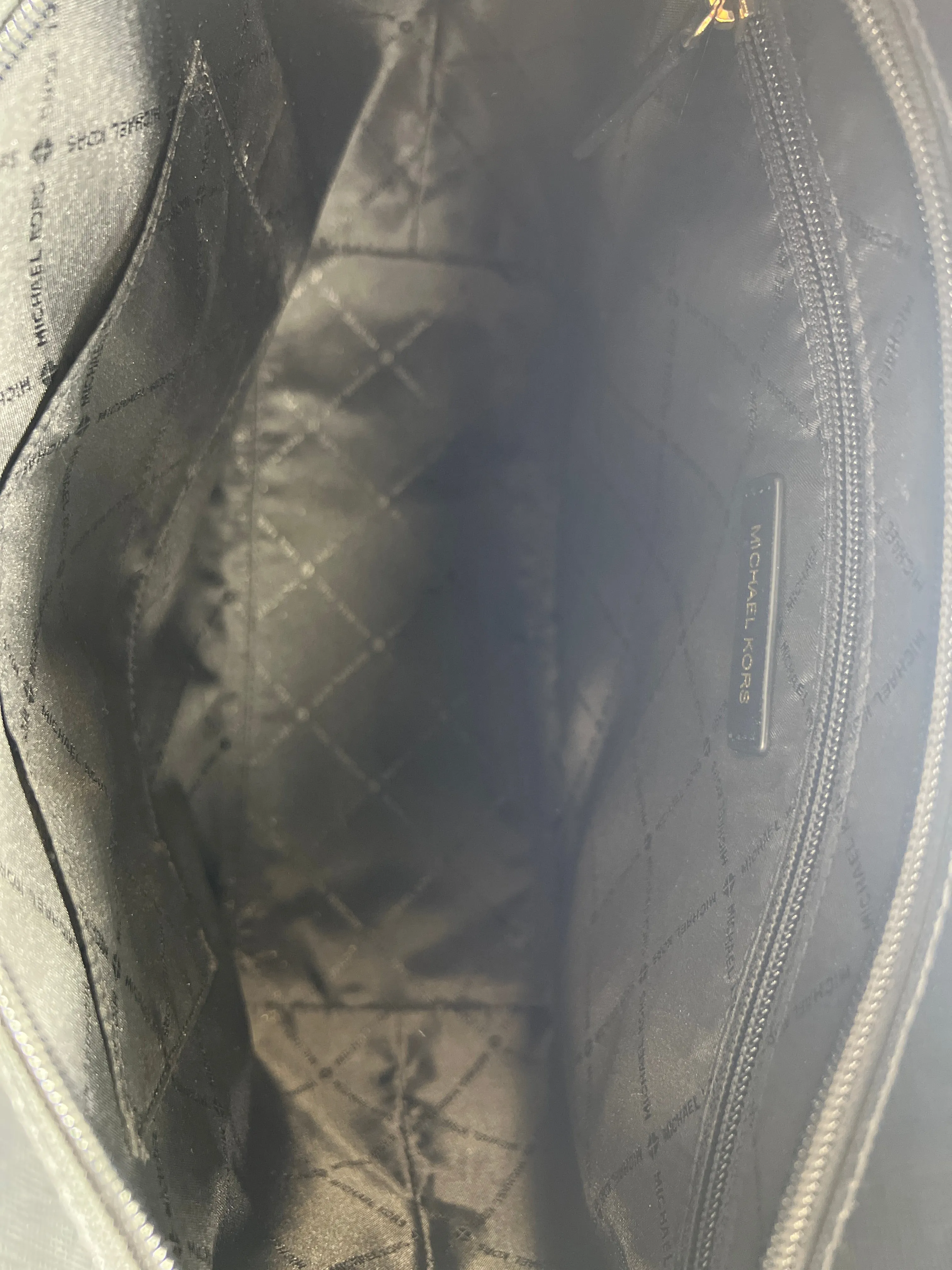 Michael Kors Bags Like New! Michael Kors Smooth Leather Tote / Handbag