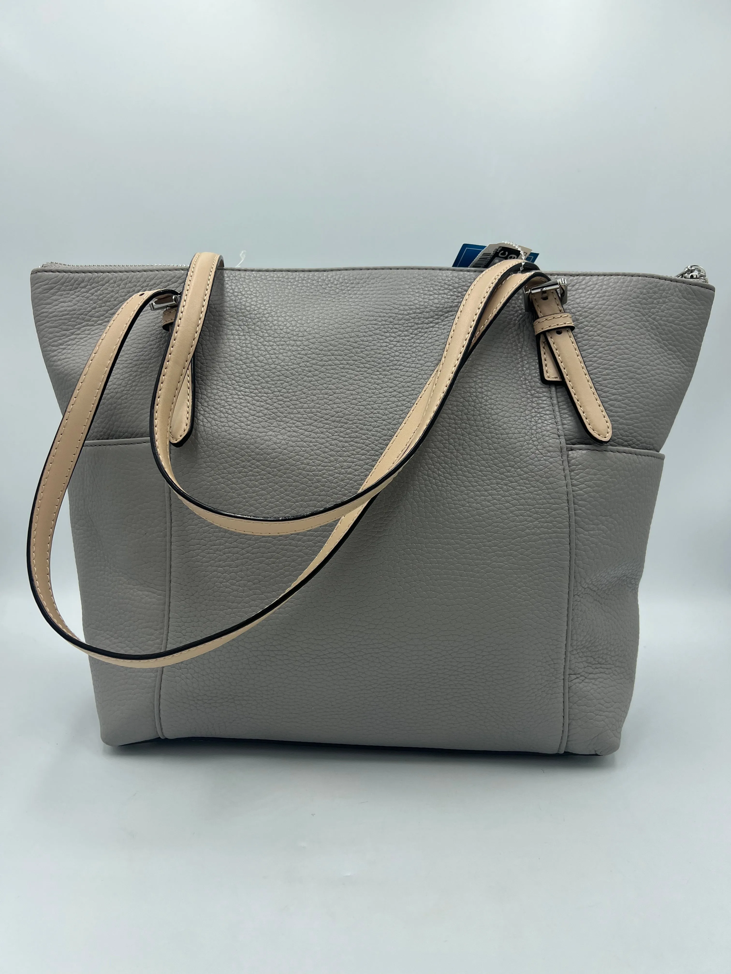 Michael Kors Bags New! Michael Kors Jet Set Leather Tote
