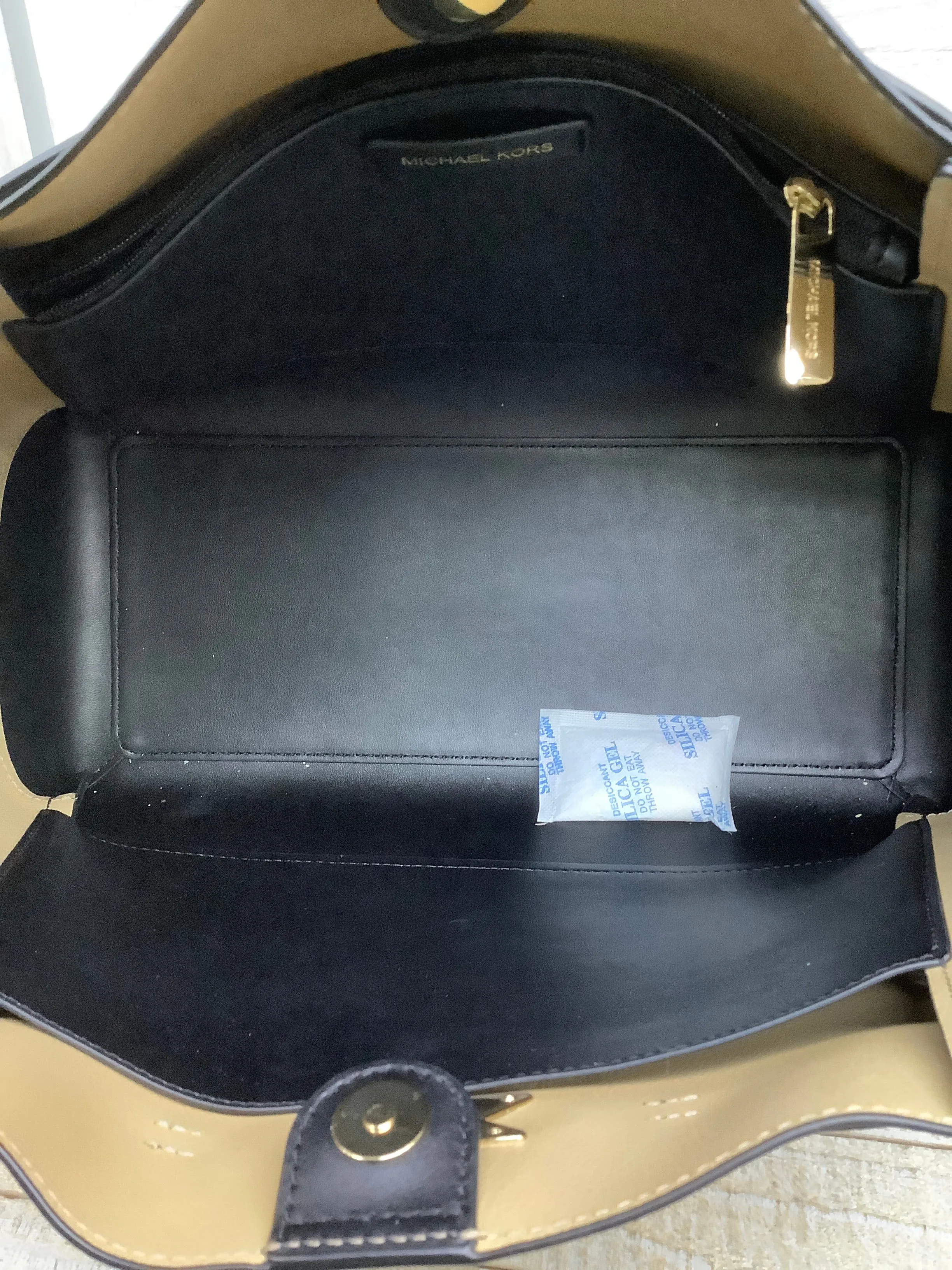 Michael Kors Bags Tote Designer Michael Kors, Size Medium