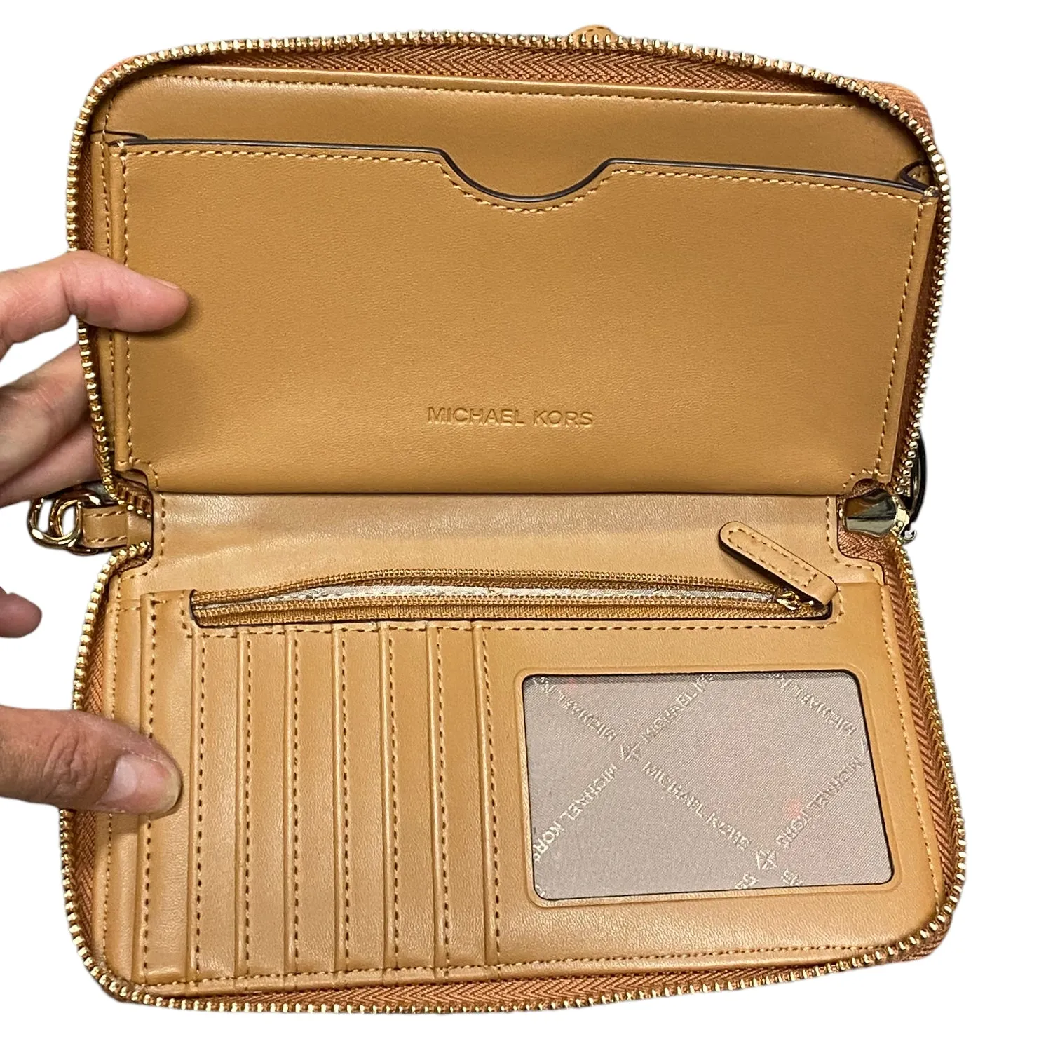 Michael Kors Bags Wristlet By Michael Kors, Size: Medium