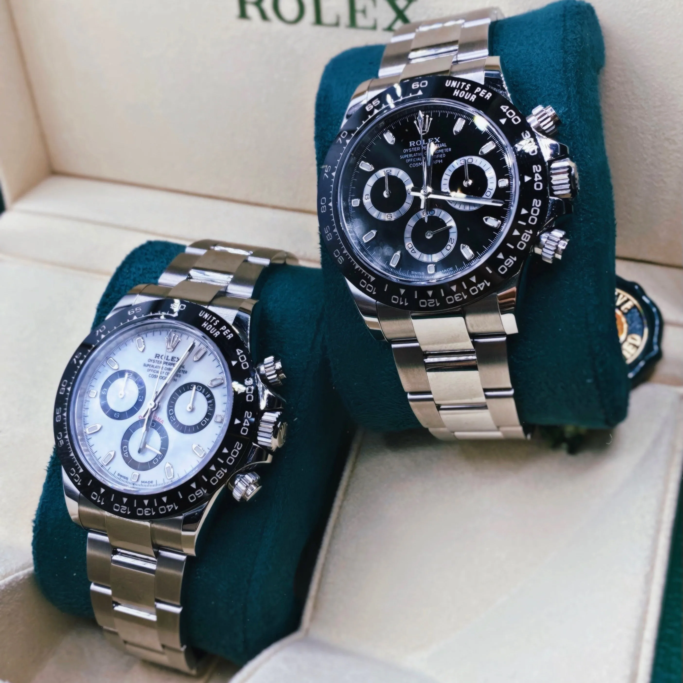Rolex Cosmograph Daytona 40mm - Ref: 116500ln-0002 - Black Index Dial & Ceramic Bezel, Stainless Steel Oyster Bracelet Men's Watch