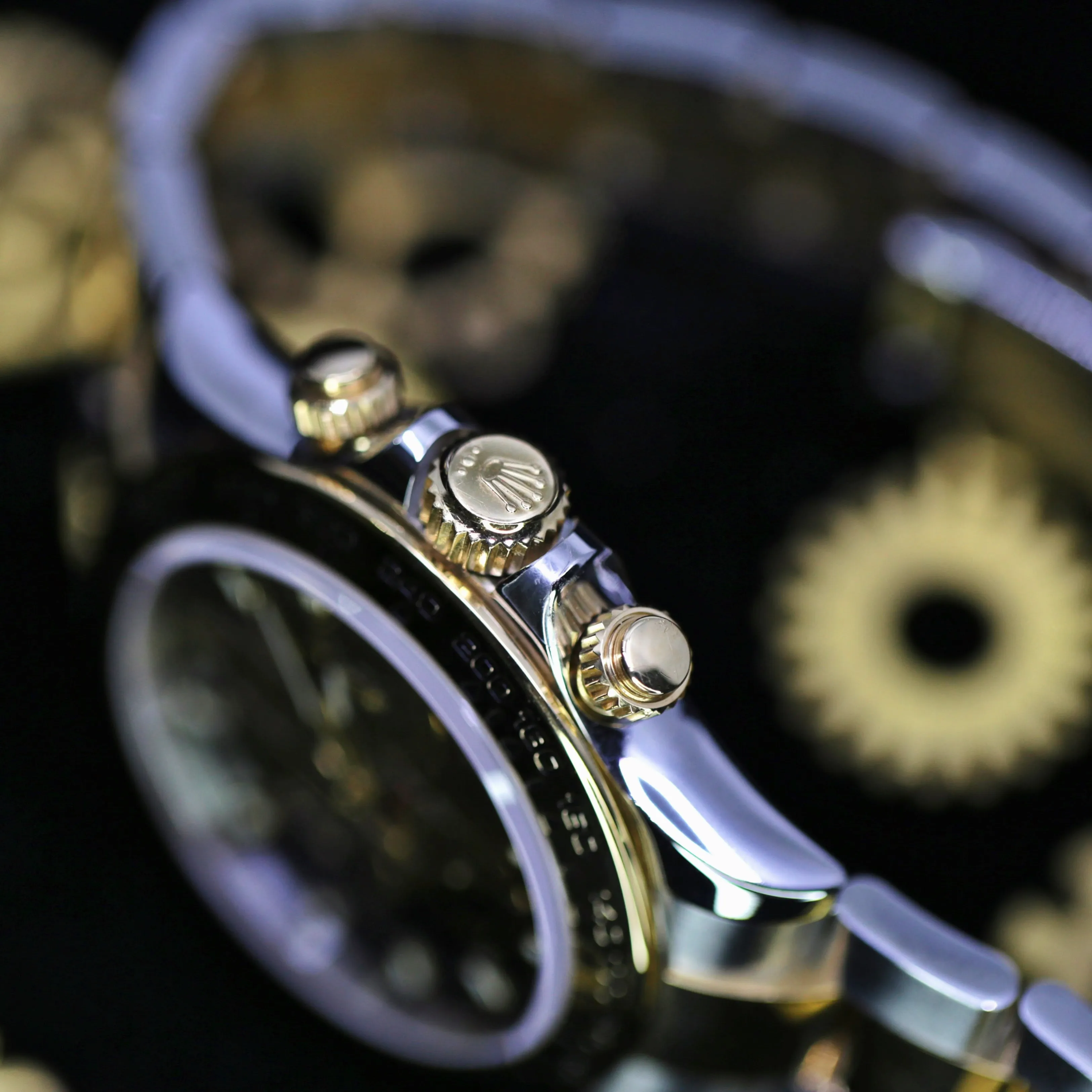 Rolex Cosmograph Daytona 40mm - Ref: 116503-0004 - Black Index Dial, 18K Yellow Gold Oyster Bracelet Men's Watch