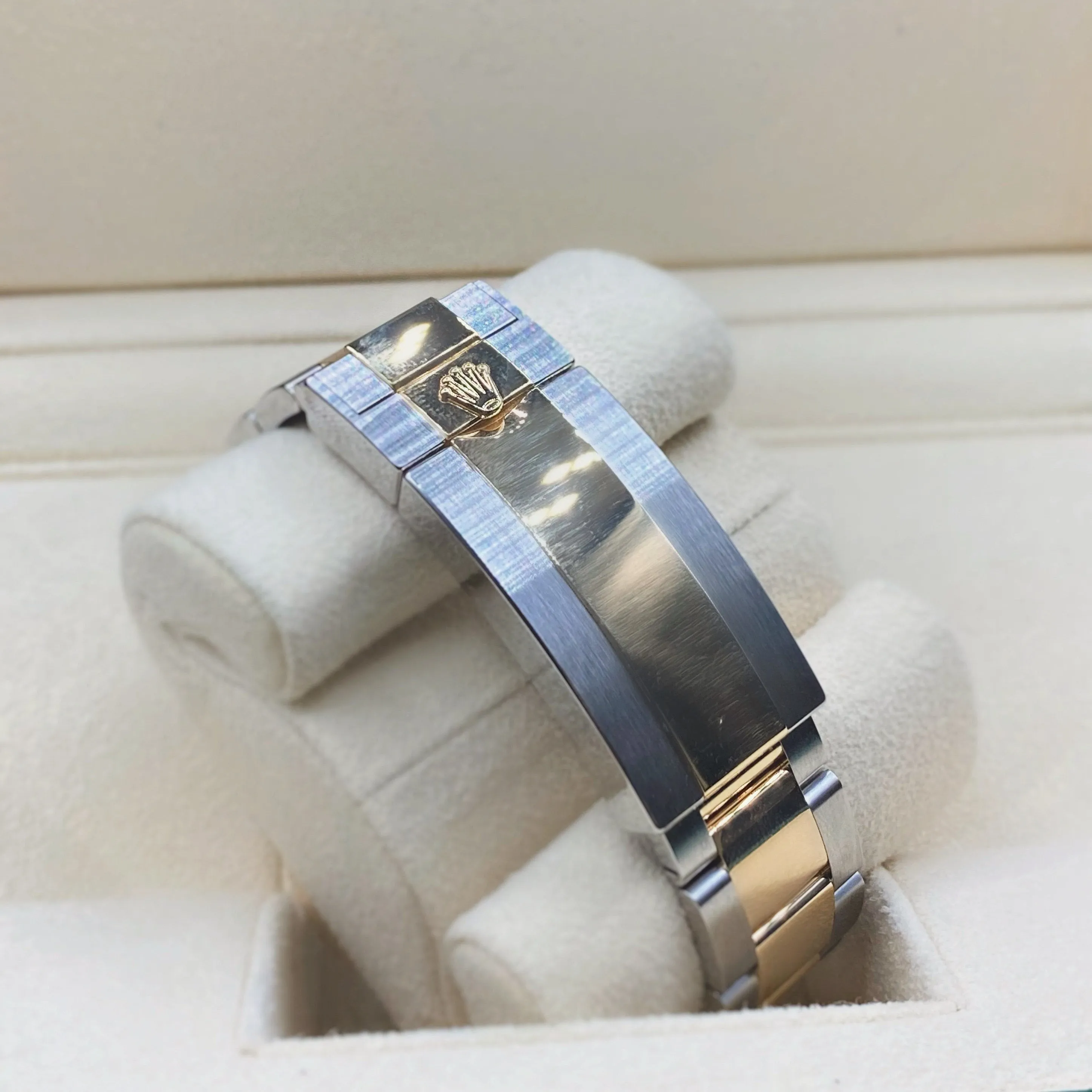 Rolex Submariner Date 41mm - Ref: 126613lb-0002 - Blue Dial, Two Tone Stainless Steel & 18K Yellow Gold Oyster Bracelet Watch