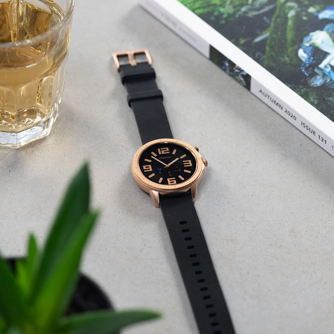Rose gold coloured OOZOO smartwatch with black rubber strap - Q00303