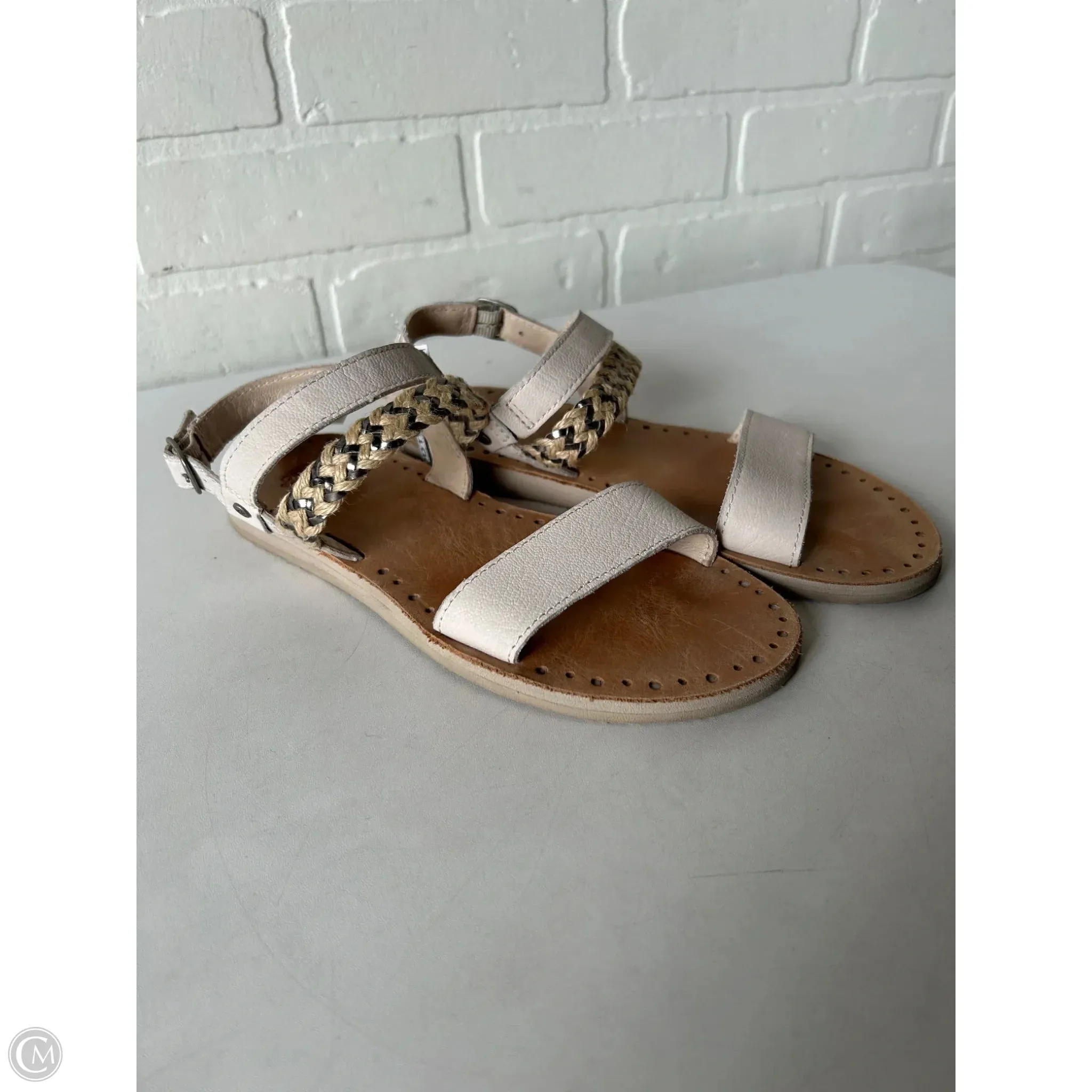 Sandals Designer By Ugg In Cream, Size: 5