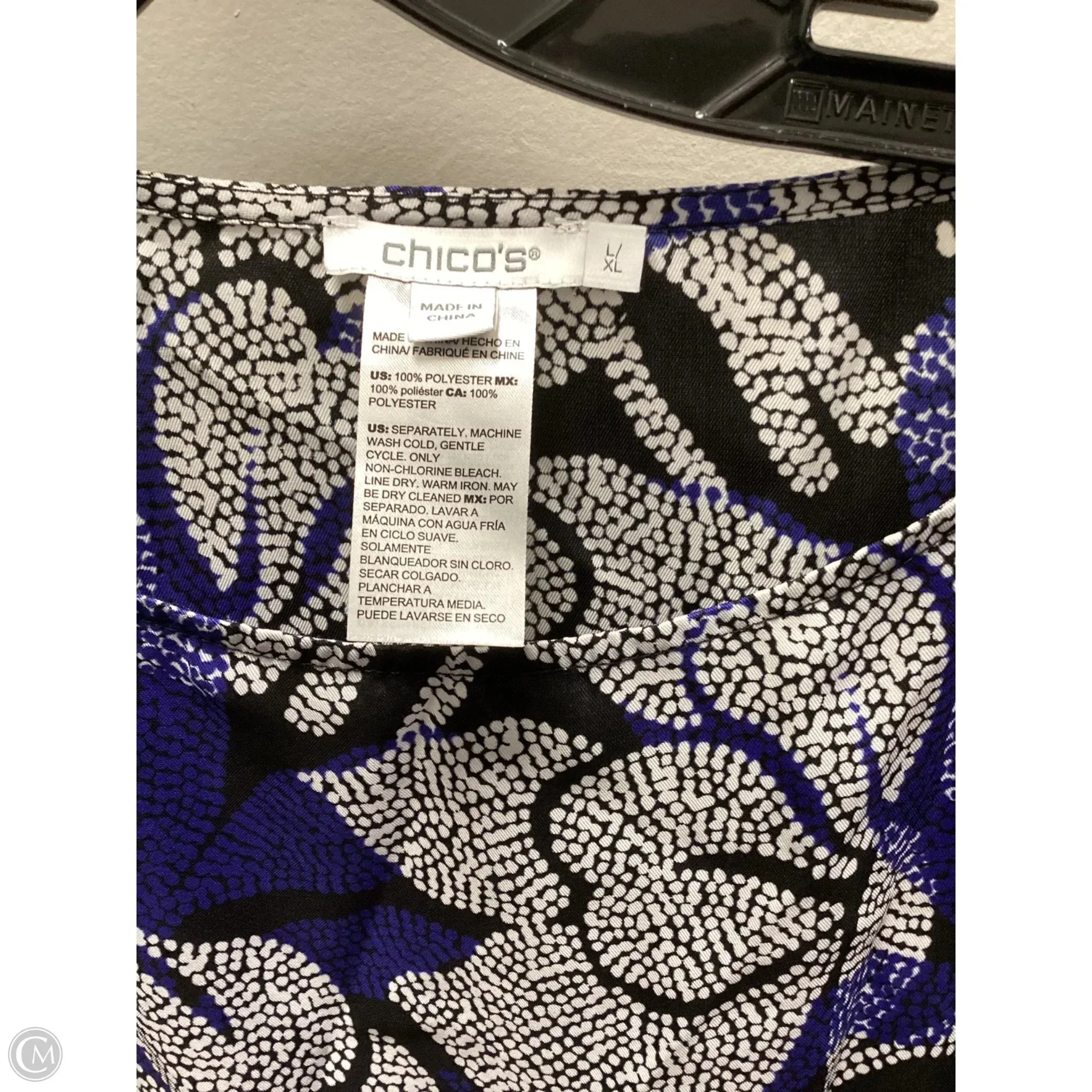 Shawl By Chicos In Blue & White, Size: L chicos