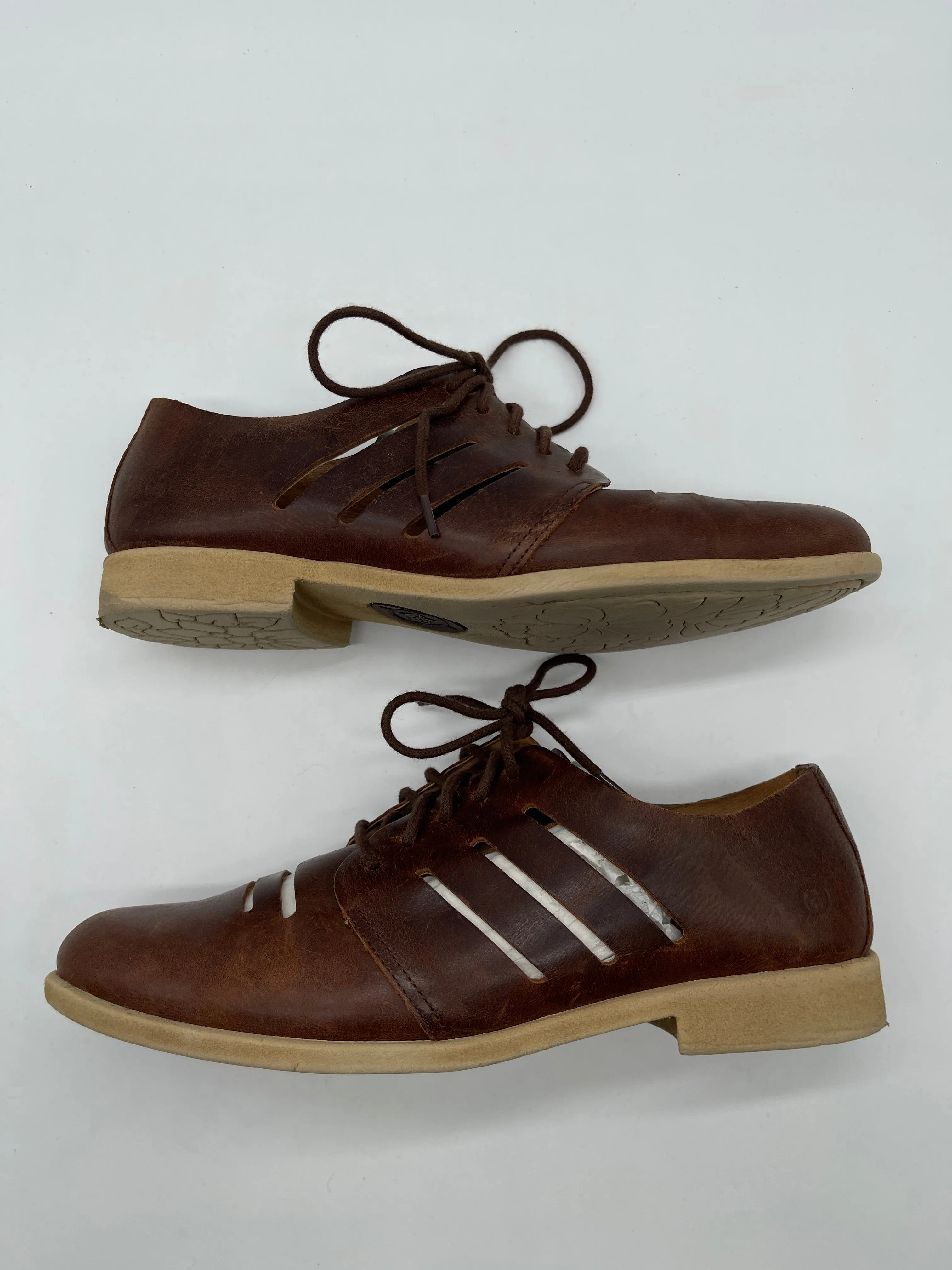 Shoes Flats By Born In Brown, Size: 11 born