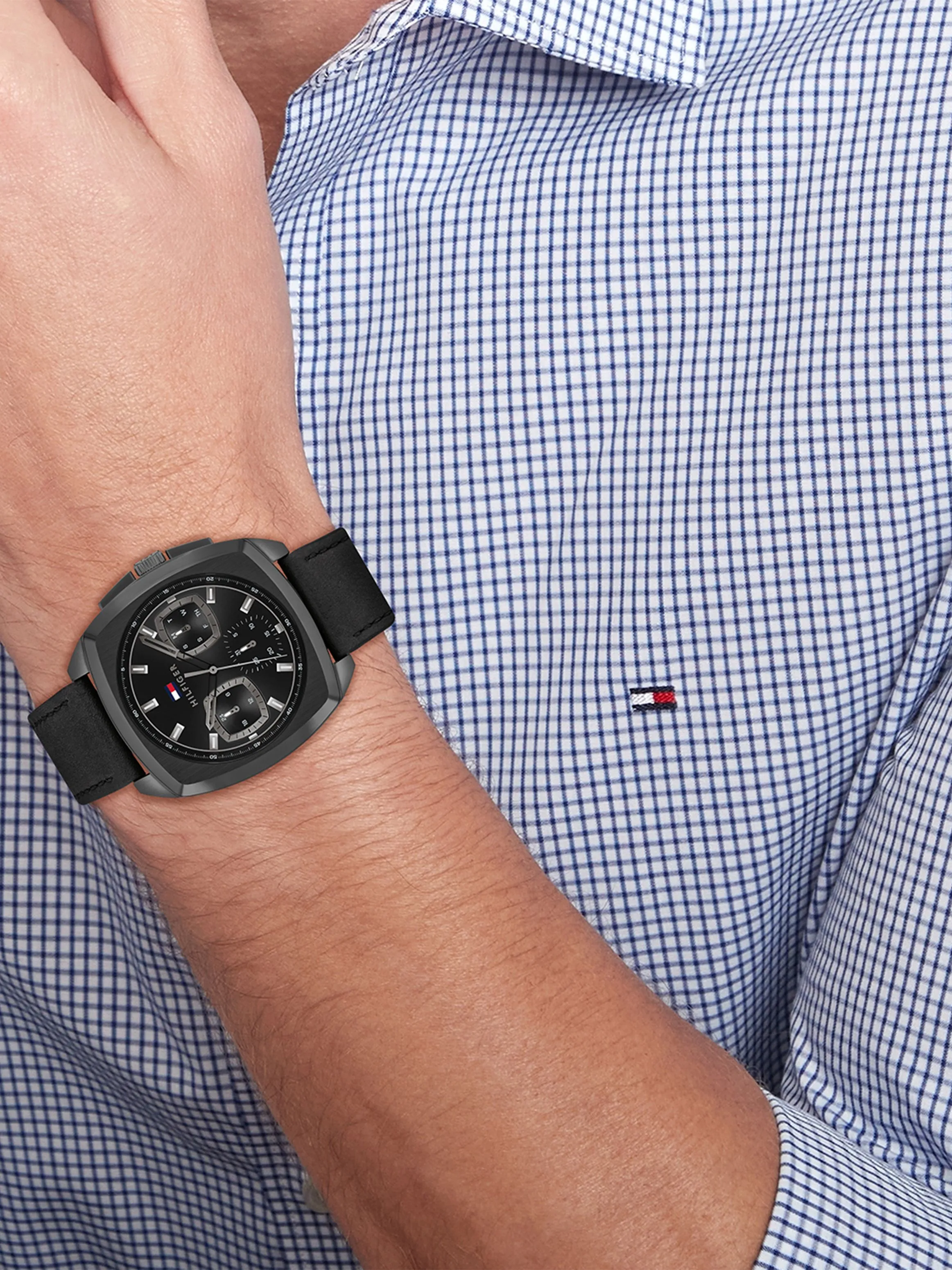 TOMMY HILFIGER APOLLO BLACK DIAL LEATHER STRAP WATCH 1710556