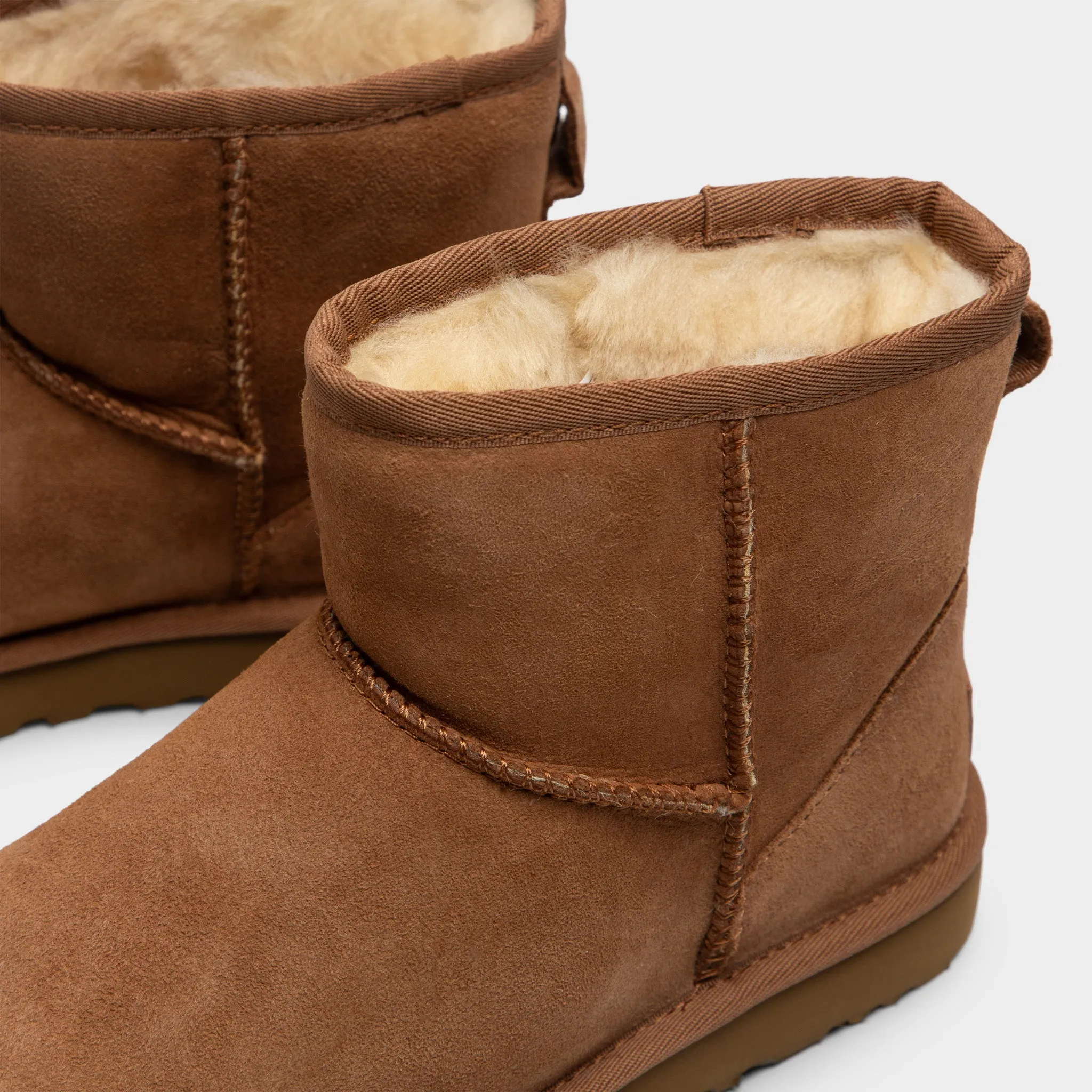 UGG Women's Classic Mini II / Chestnut Ugg Shoes