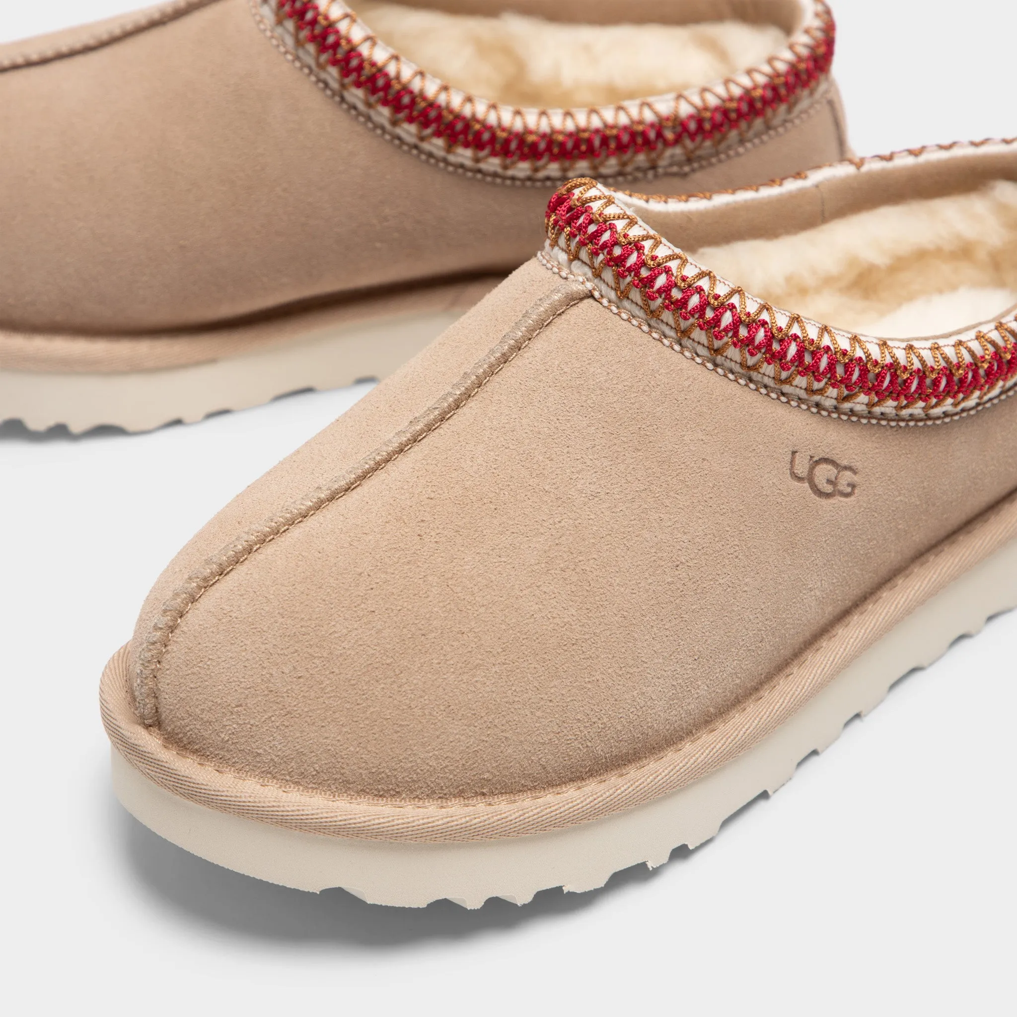 Ugg Women's Tasman Sand / Dark Cherry Ugg Shoes