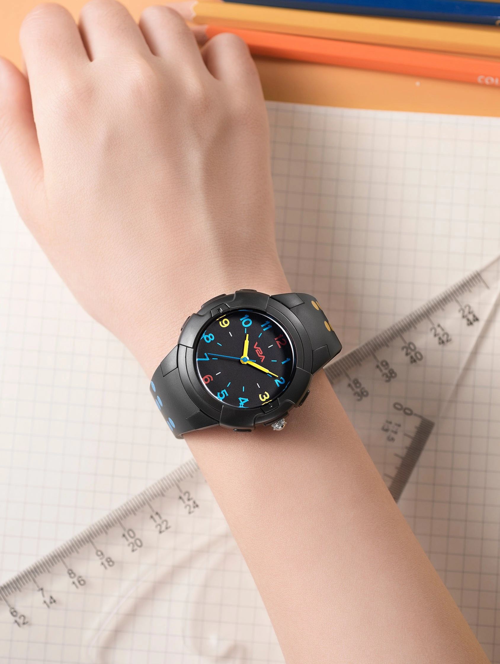 V2A Analog Cute Watch for Kids Unisex-Child Between 4 to 13 Years of Age 30 M Waterproof Watches for Kids