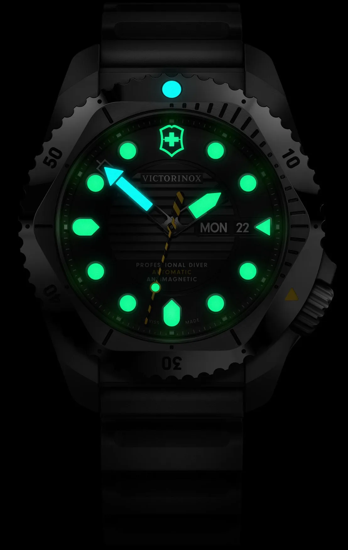 Victorinox Dive Pro Automatic Three Hands Steel Watch